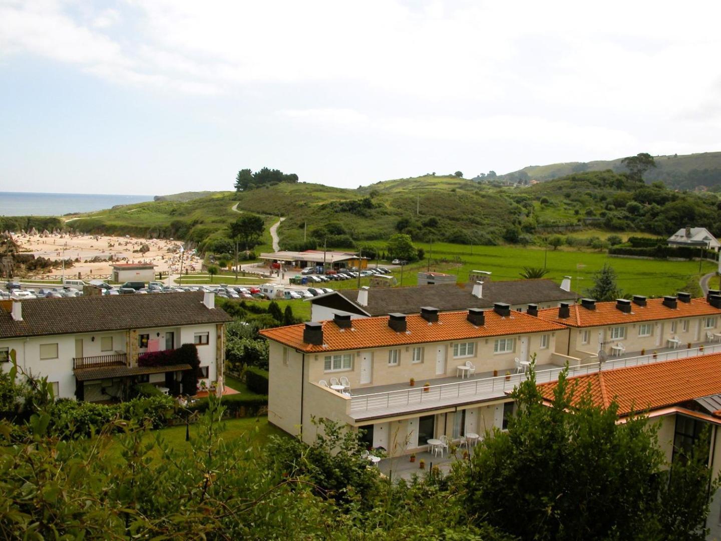Apartamentos Silken Playa De Toro Llanes Esterno foto